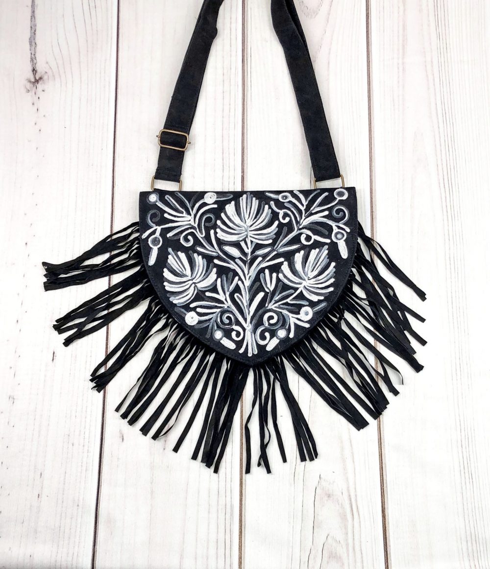 Heart Shaped Crossbody Bag With Floral Embroidery